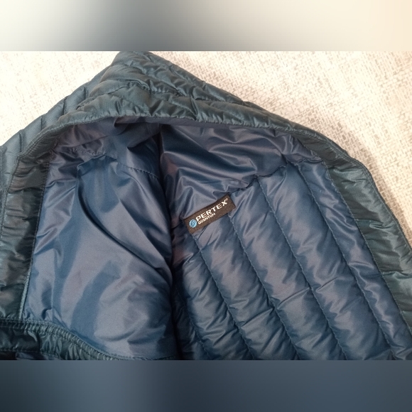 Duluth Trading Company Size XS The Down Green Long Jacket With Quantum Elemental - Picture 6 of 7